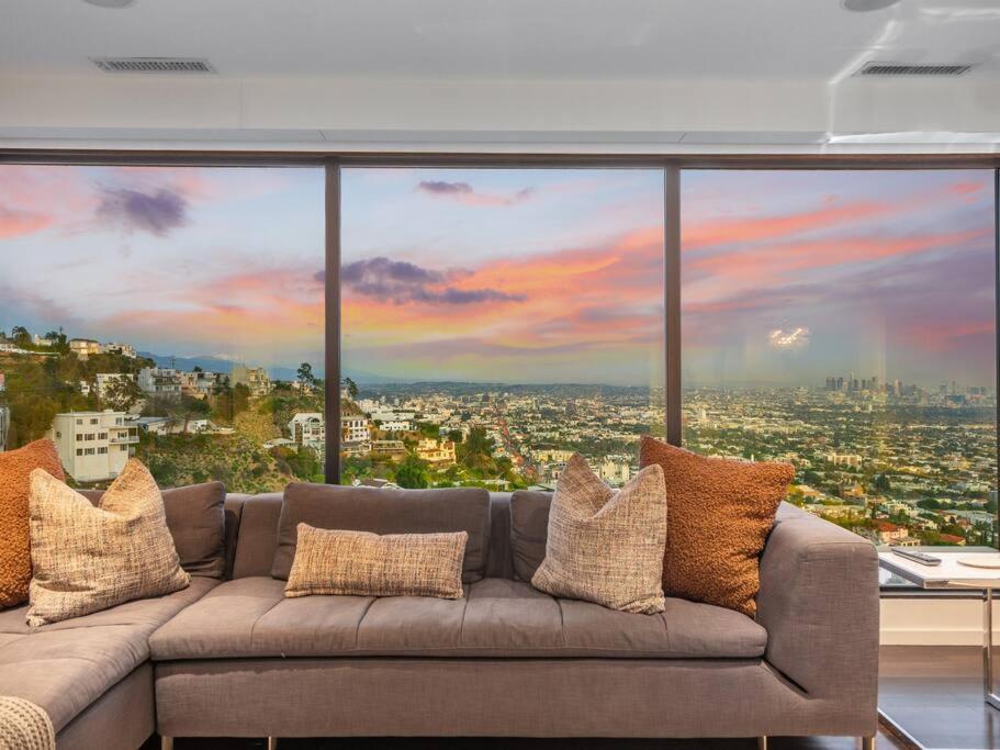 Stunning Franklin Villa 3 Bedroom Los Angeles Exterior photo